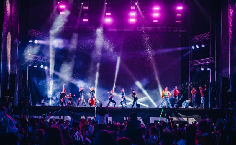 Pela primeira vez no Brasil, o espetáculo 
“As Guardiãs do K-Pop” 
desembarca em Recife e faz apresentação no 
Teatro Guararapes no domingo 29 de março às 15h